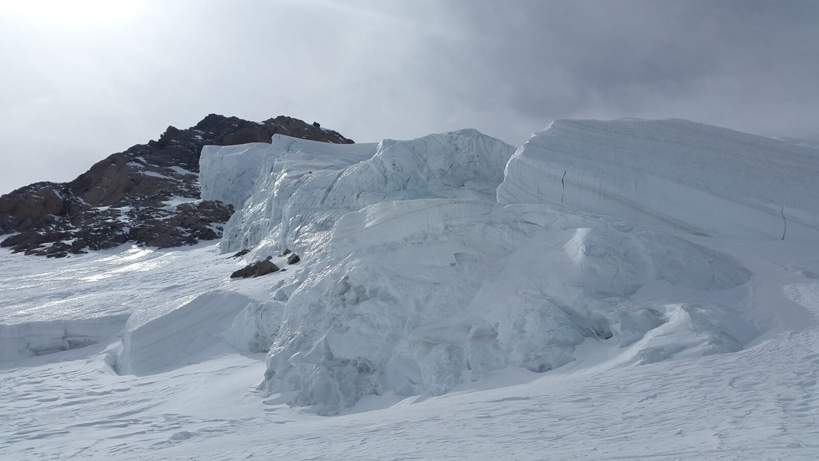Samsung Galaxy Alpha sample photo. Glacier, seracs, high mountains photography