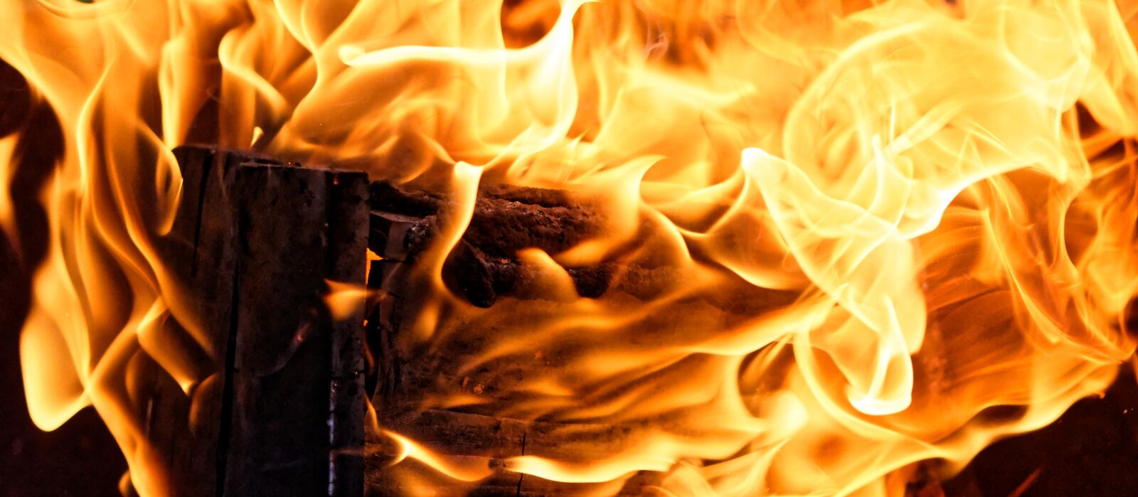 Nikon D7200 sample photo. Fire, flame, wood photography