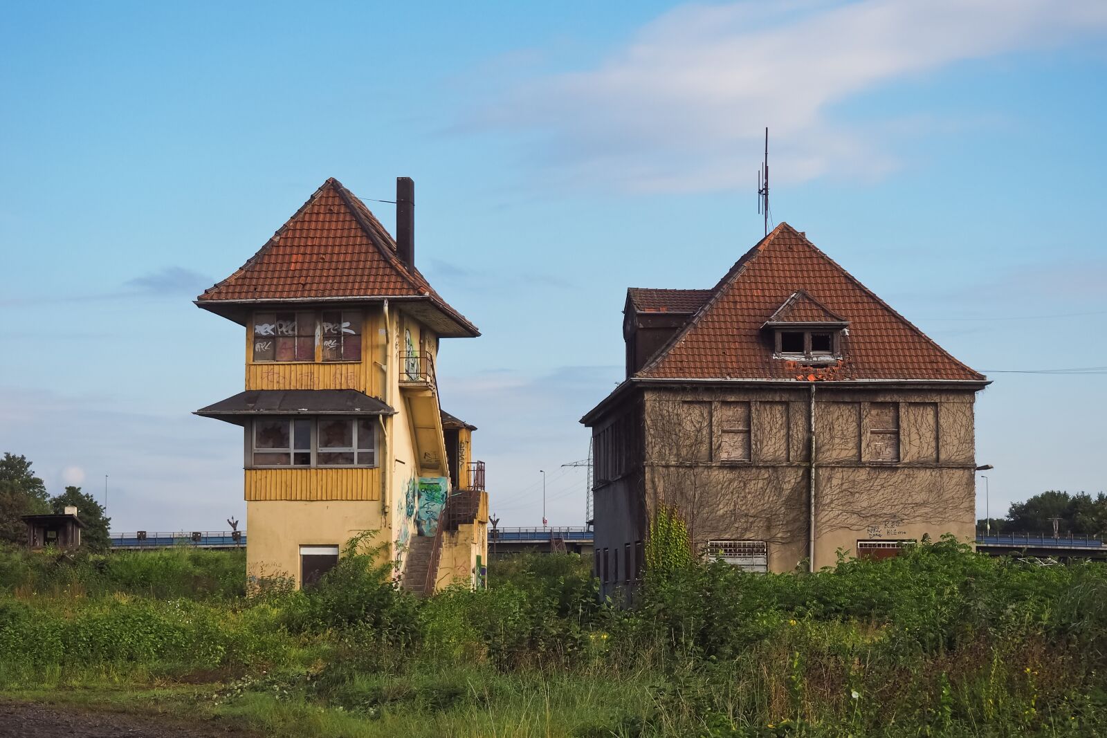 Olympus OM-D E-M10 sample photo. Lost places, railway system photography