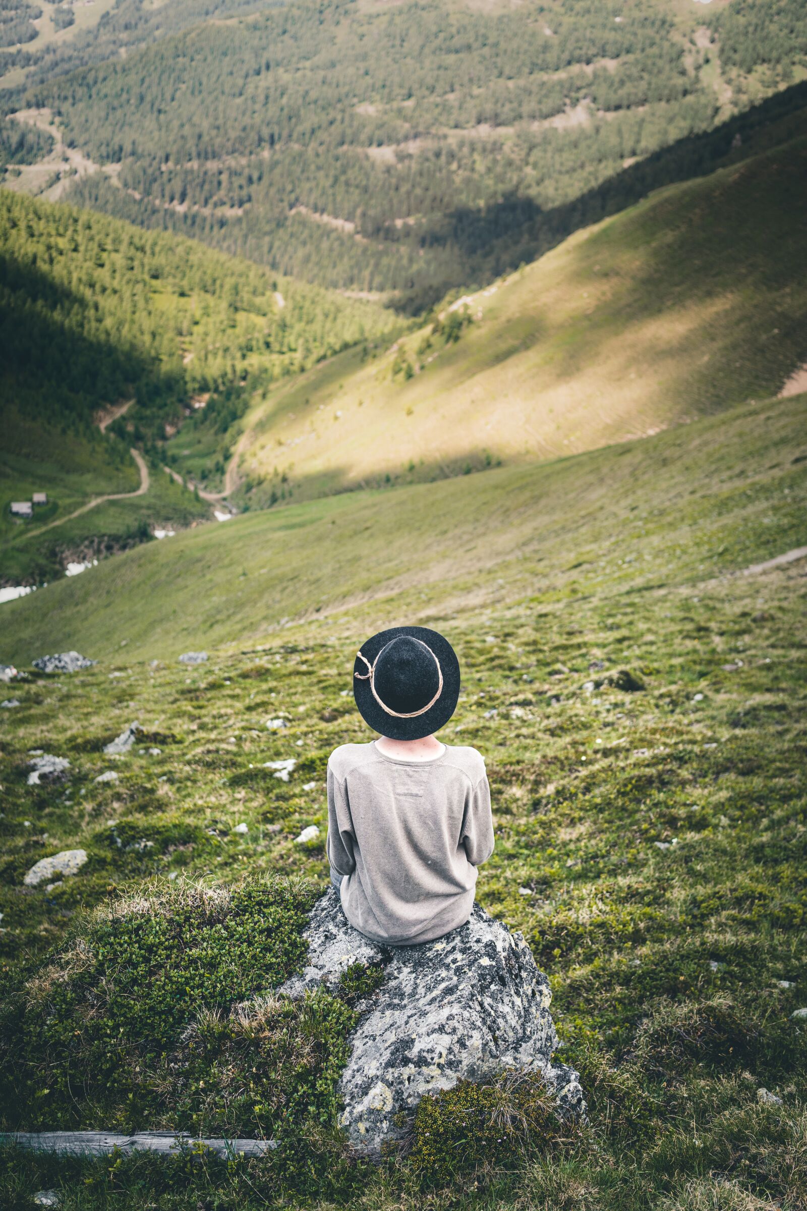 Sony a6300 + Sigma 30mm F2.8 EX DN sample photo. Hiking, carinthia, alpine photography