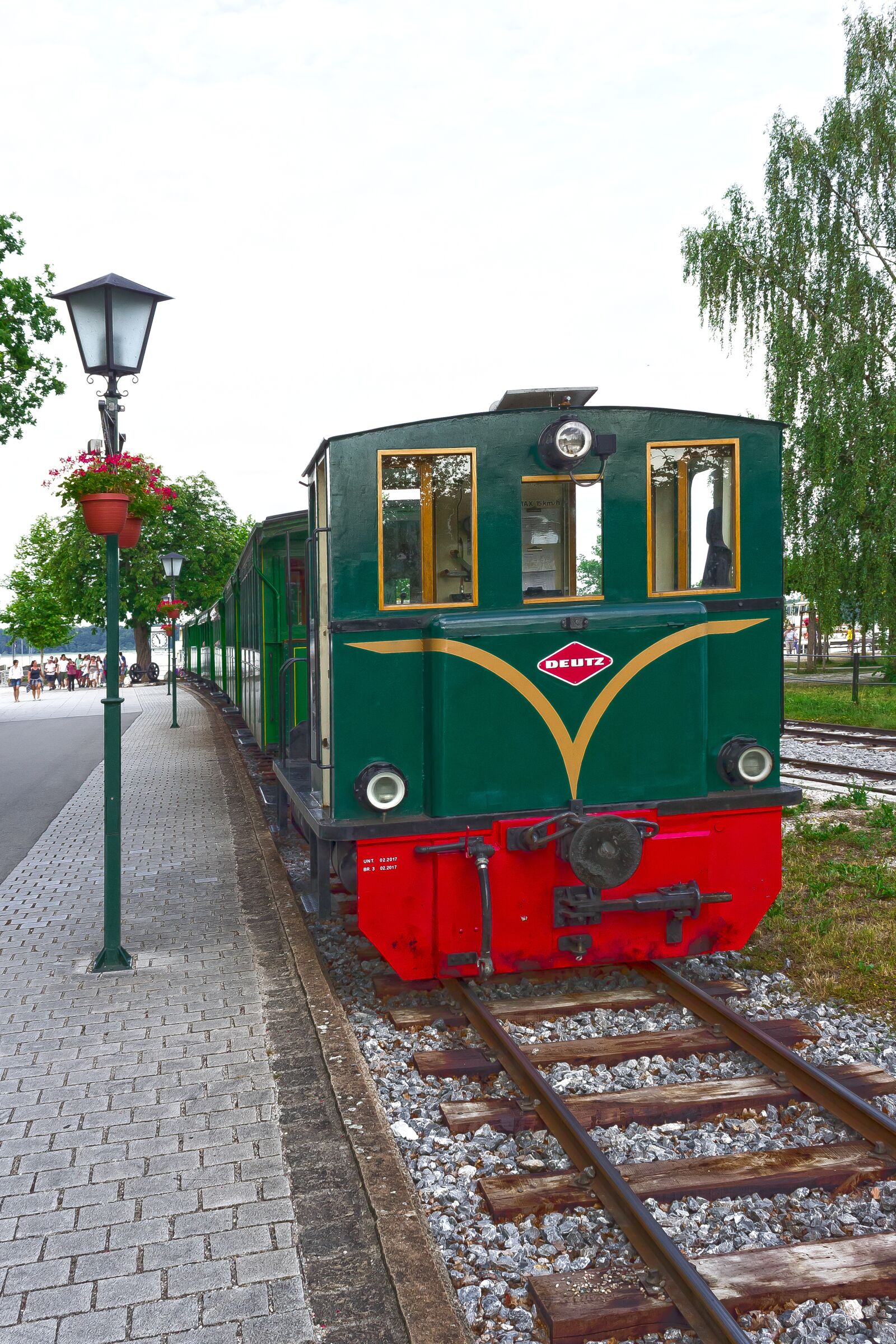 Canon EOS 1300D (EOS Rebel T6 / EOS Kiss X80) sample photo. Railway, historically, old photography