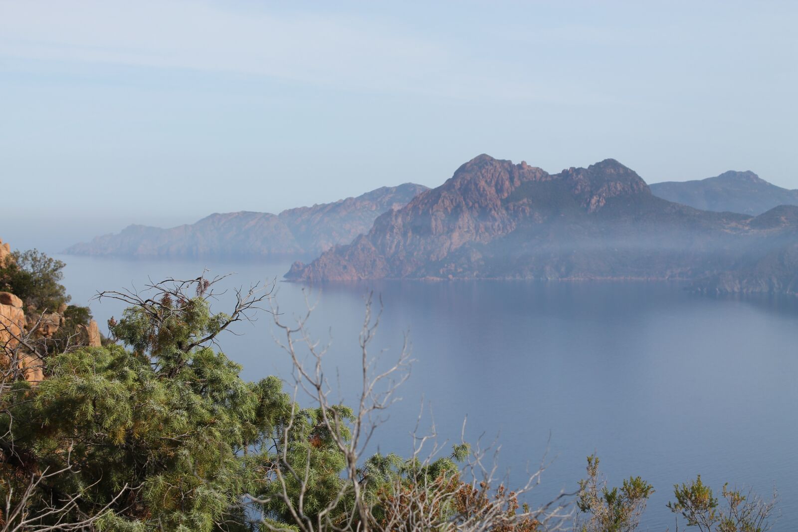 Canon EOS 1100D (EOS Rebel T3 / EOS Kiss X50) sample photo. Piana, port, corsican photography