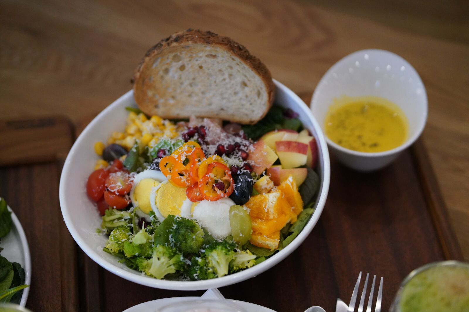 Sony FE 85mm F1.8 sample photo. Health, bread, food photography