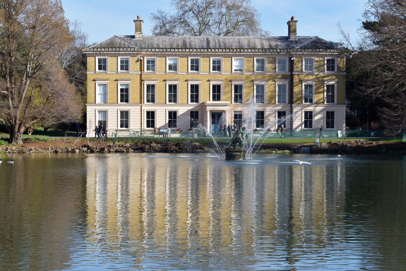 Nikon D810 sample photo. Kew gardens, museum n photography