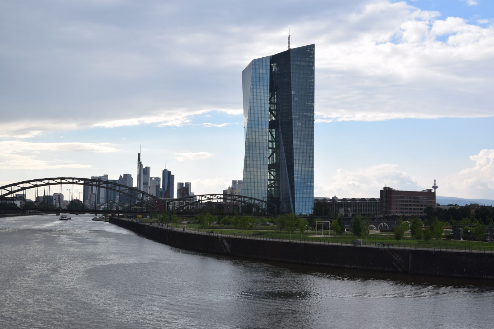 Nikon D5300 sample photo. Ecb, european central bank photography
