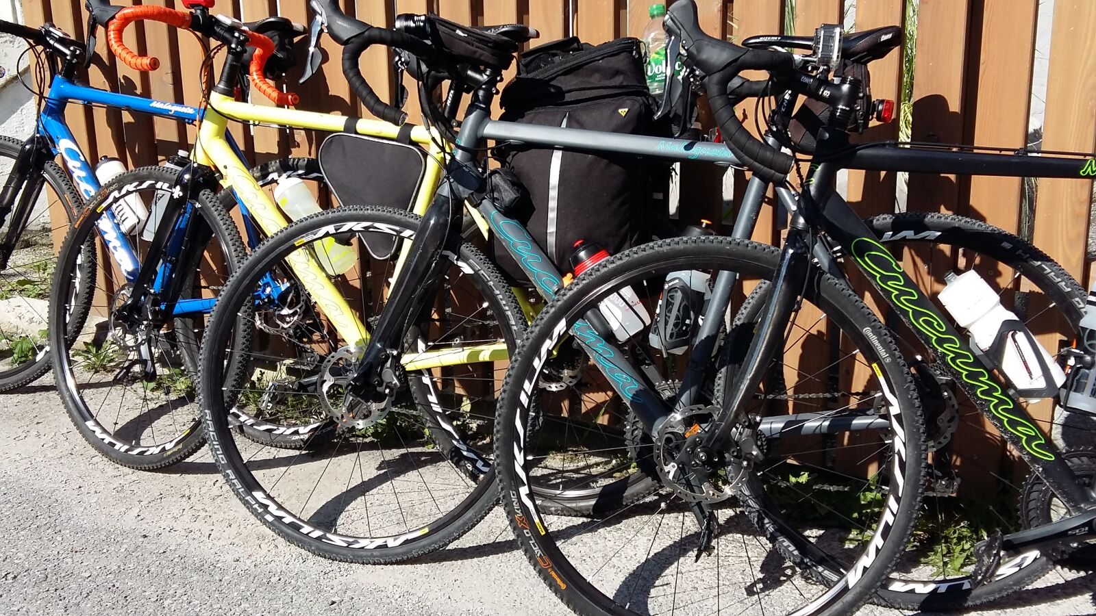 Samsung Galaxy A5 sample photo. Cyclocross, bike ride, alpine photography