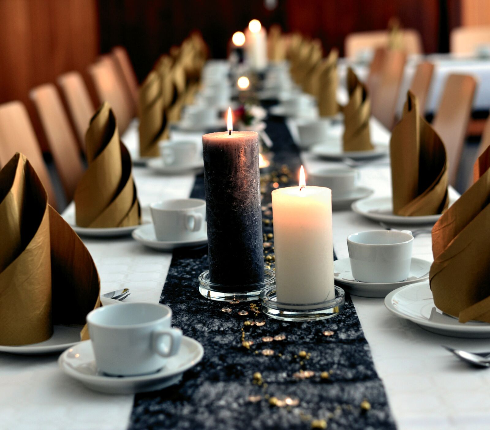 Nikon D610 sample photo. Table, board, festive photography