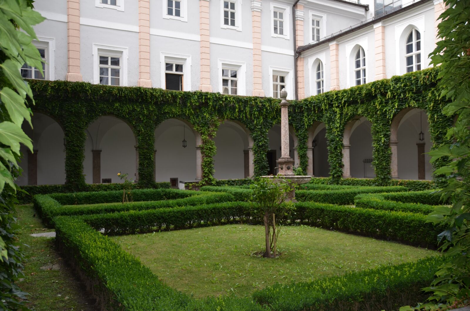 Nikon D5100 sample photo. Innsbruck, tyrol, hofkirche photography