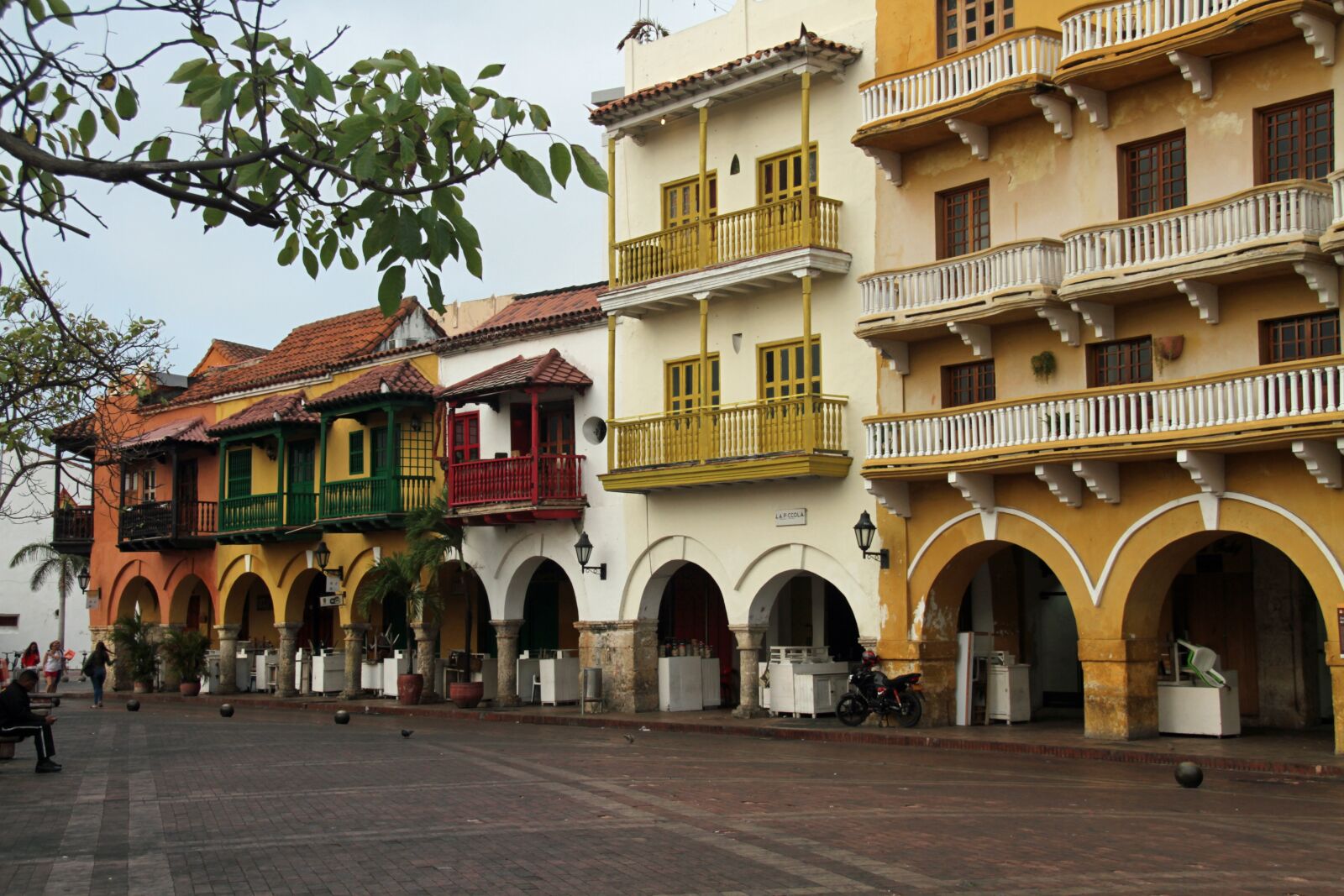 Canon EOS 7D sample photo. Colonial, architecture, colombia photography