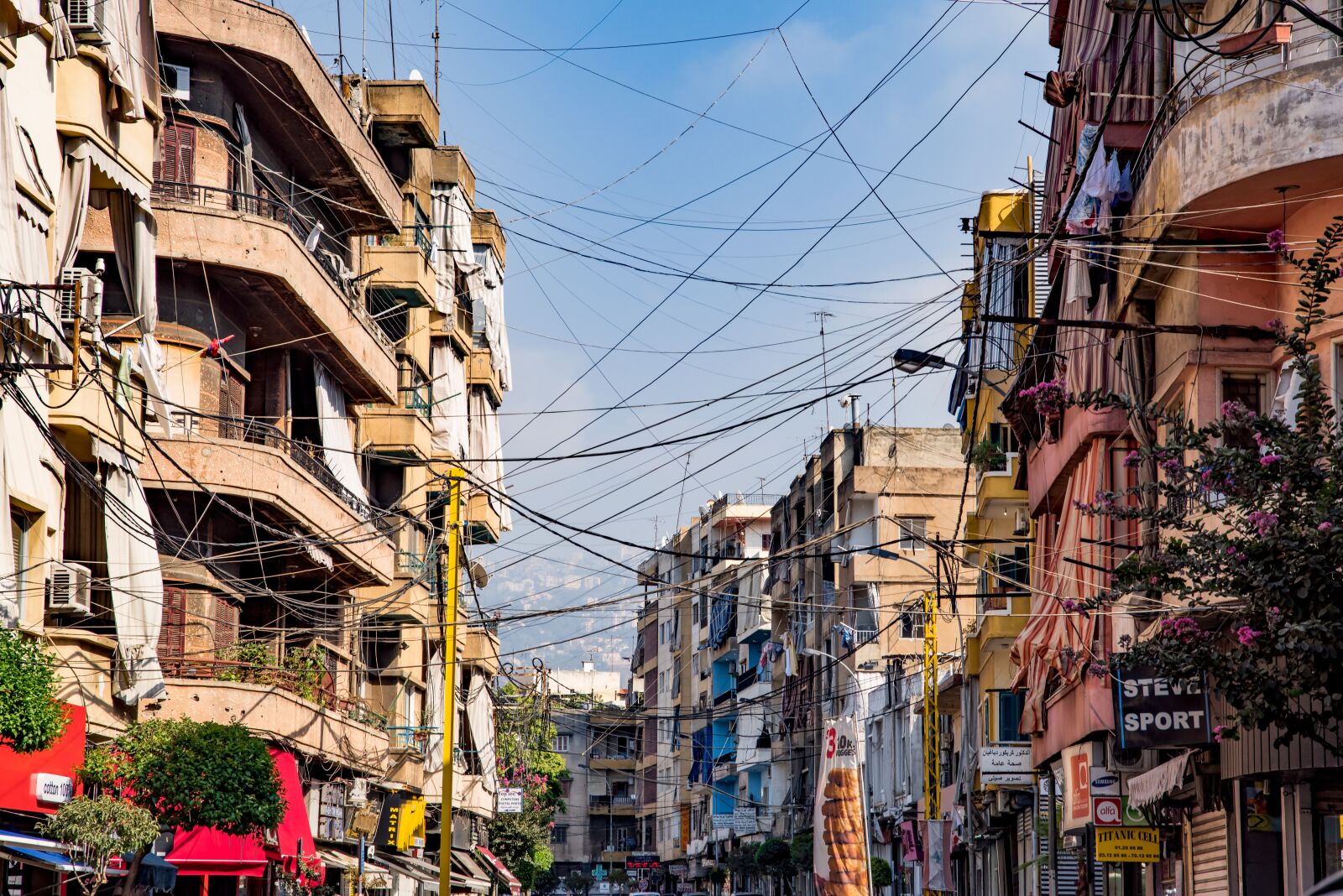 Pentax K-1 Mark II sample photo. Street, buildings, cables photography