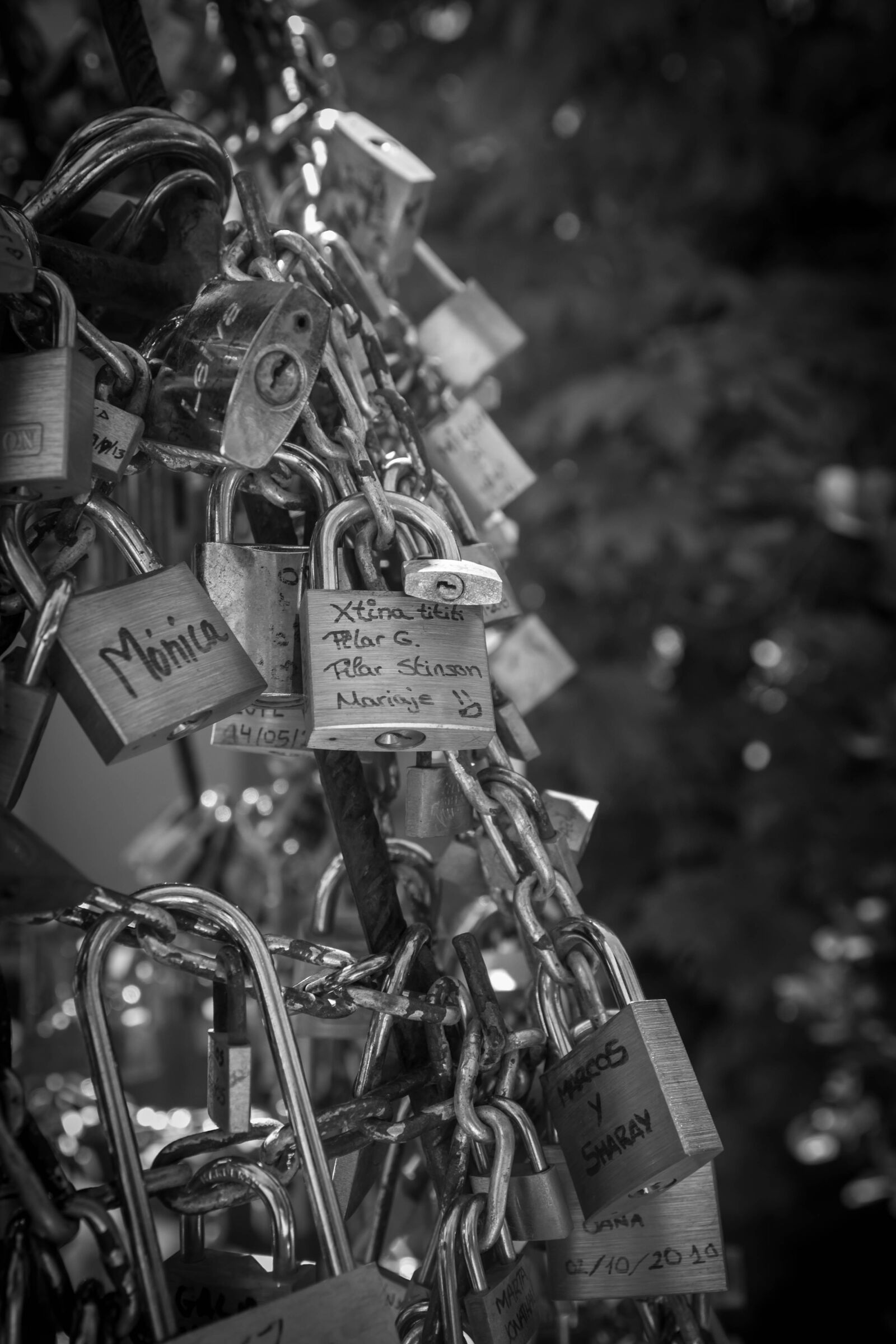 Canon EOS 60D + Canon EF 24-105mm F4L IS USM sample photo. People, monochrome, outdoors photography
