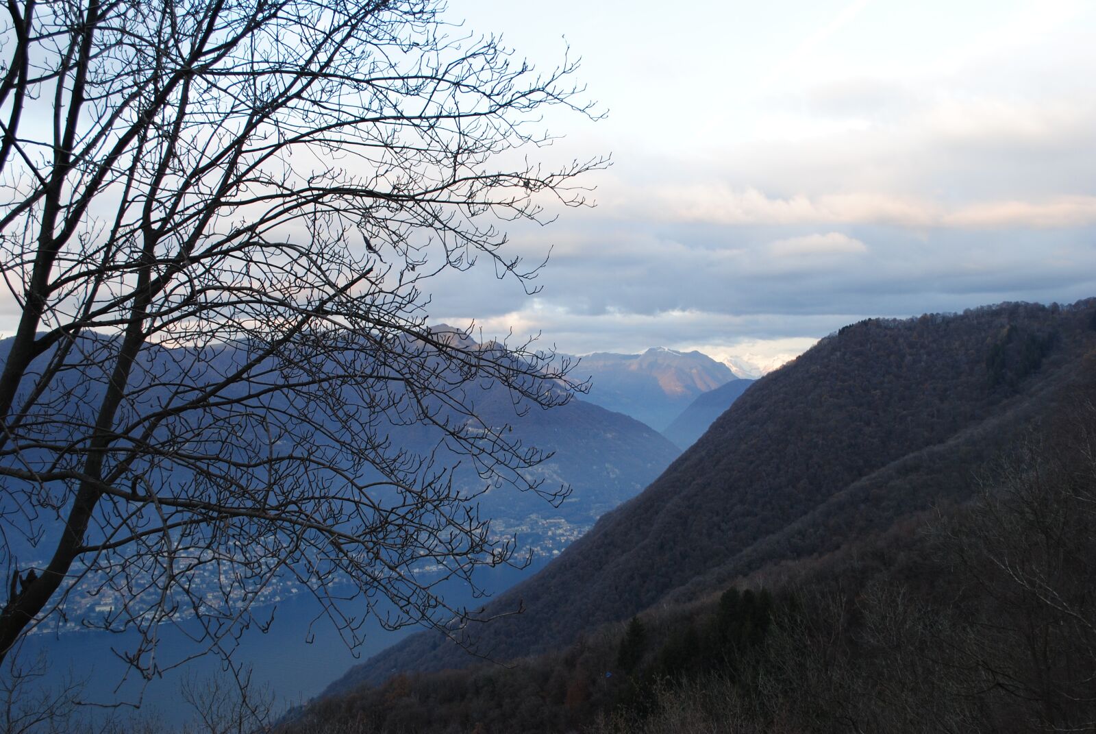 Nikon D3000 sample photo. Mountain, lake, nature photography
