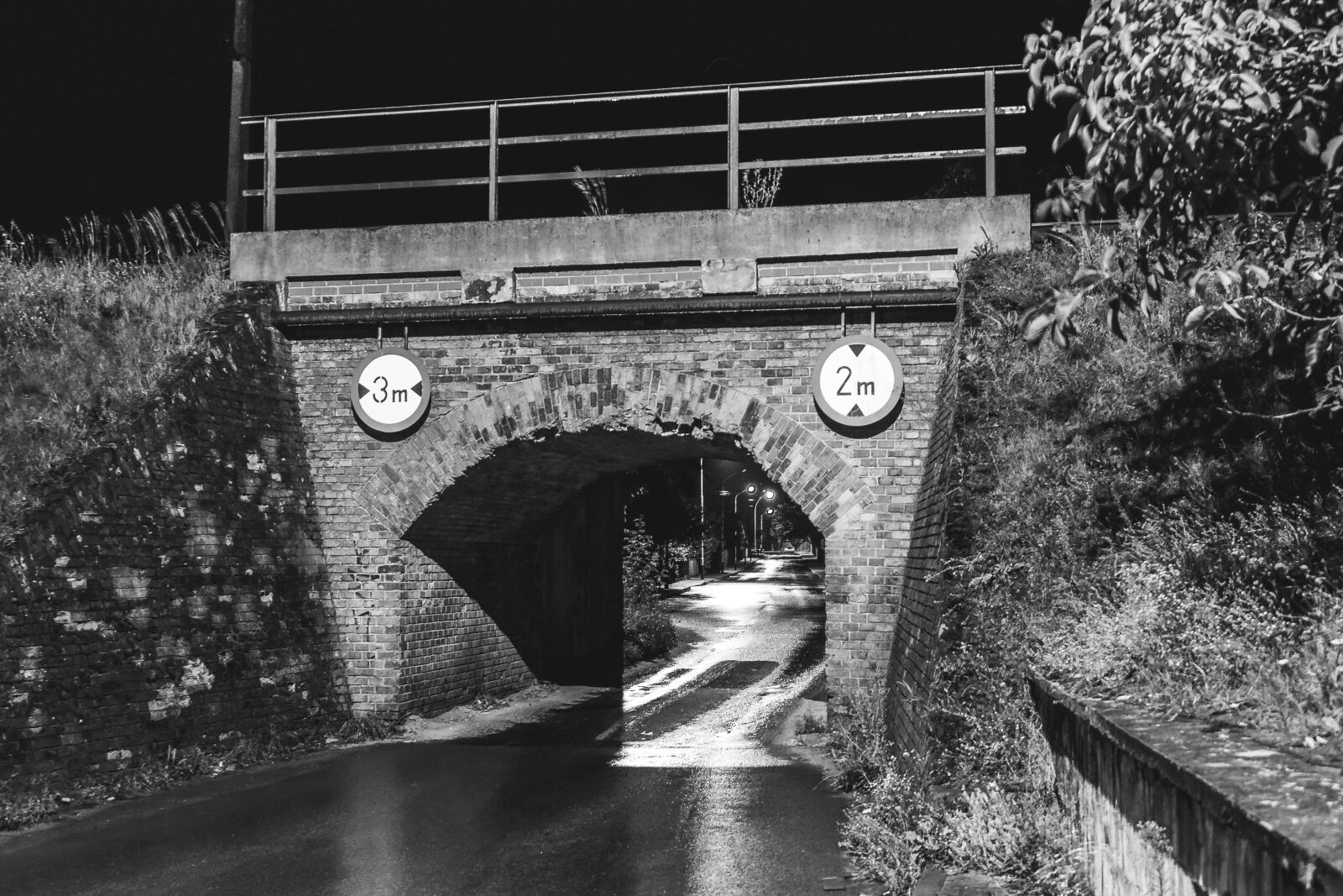Canon EOS 1300D (EOS Rebel T6 / EOS Kiss X80) sample photo. Le ajsk, the viaduct photography