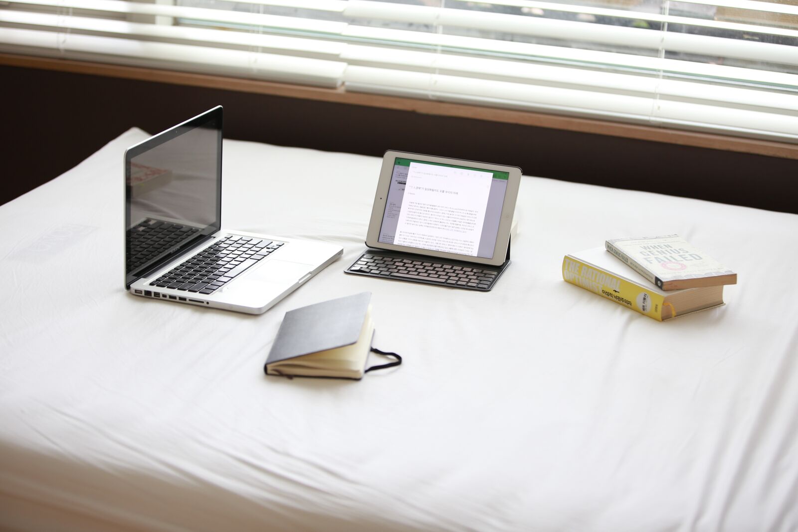 Canon EOS 6D sample photo. Laptop, notebook, book photography