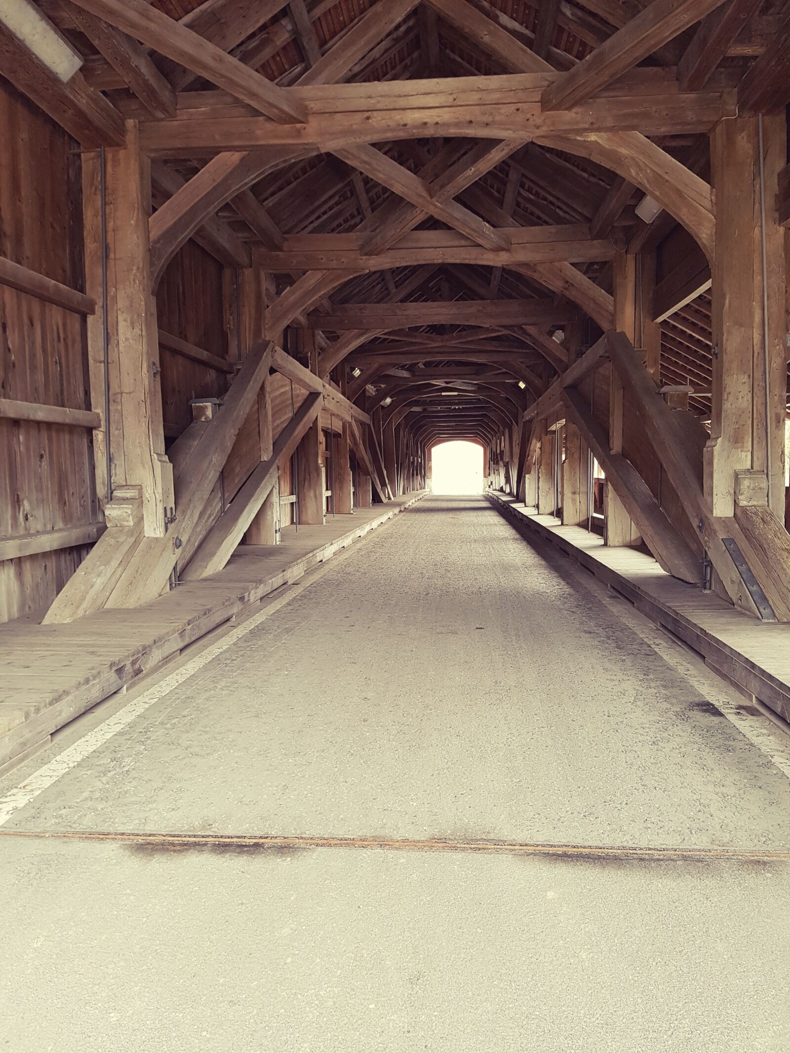 Samsung Galaxy S7 Edge sample photo. Bridge, away, road photography