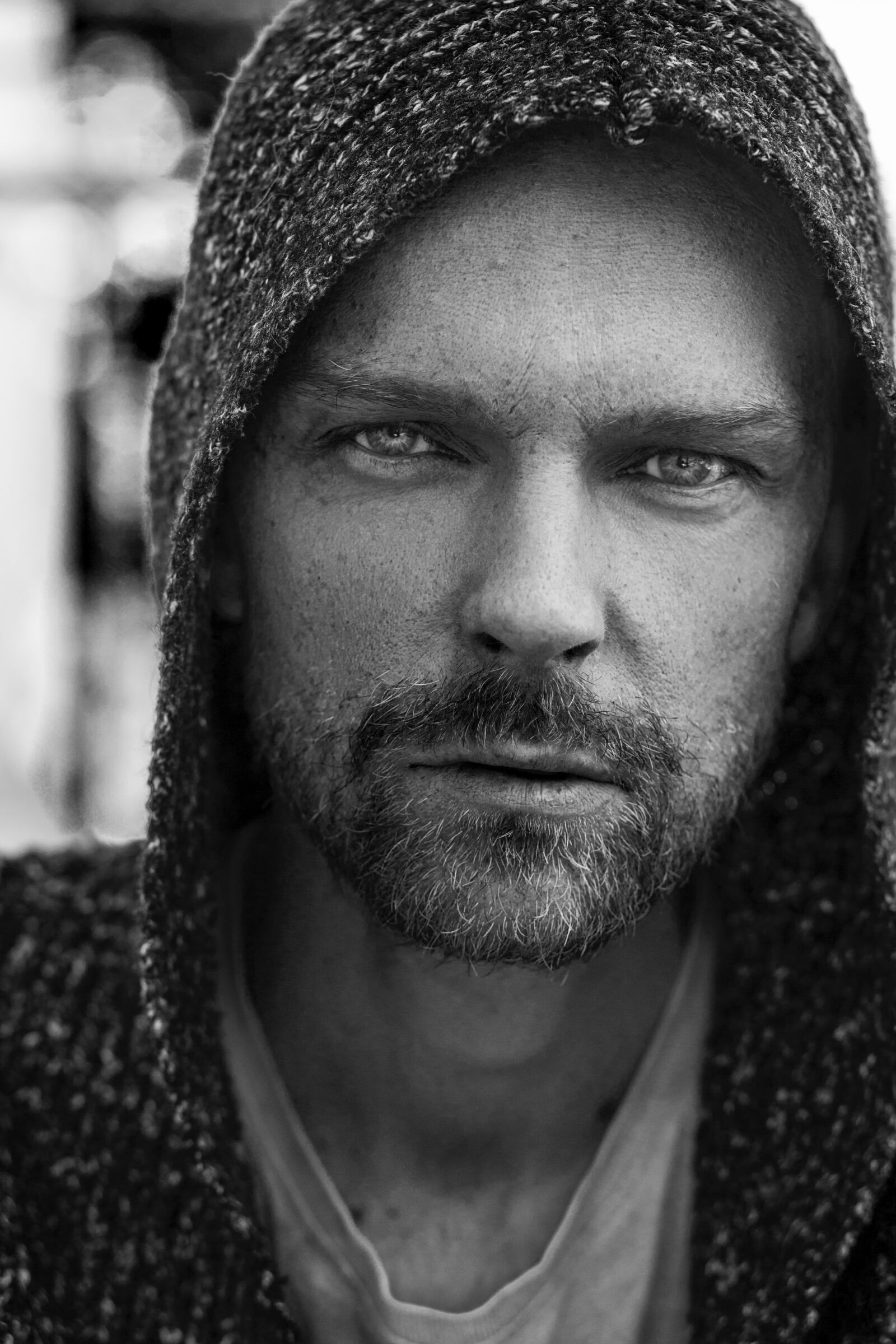 Canon EF 85mm F1.8 USM sample photo. Mysterious, face, man photography