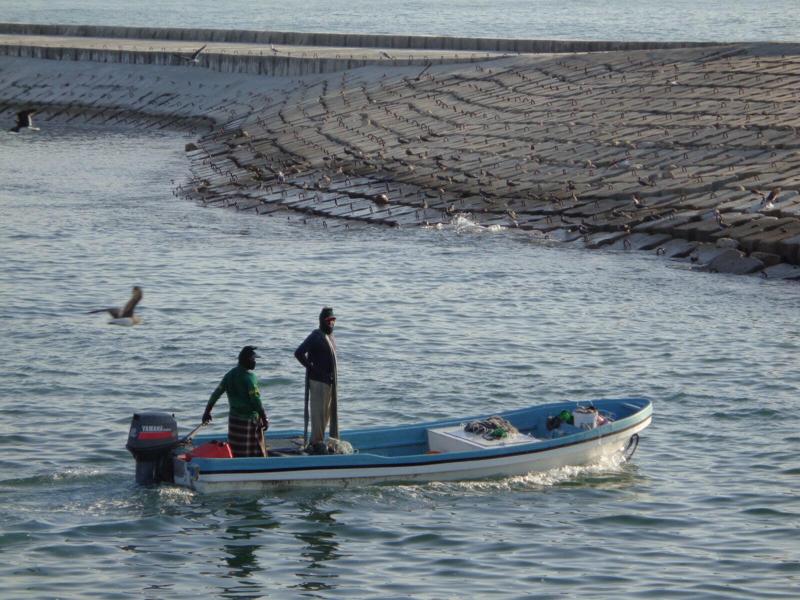 Sony Cyber-shot DSC-W830 sample photo. Fisherman, beach, sea photography