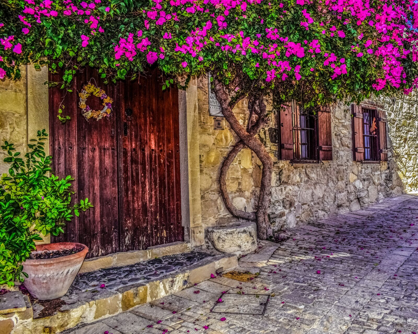 Nikon D3300 sample photo. Old house, street, architecture photography