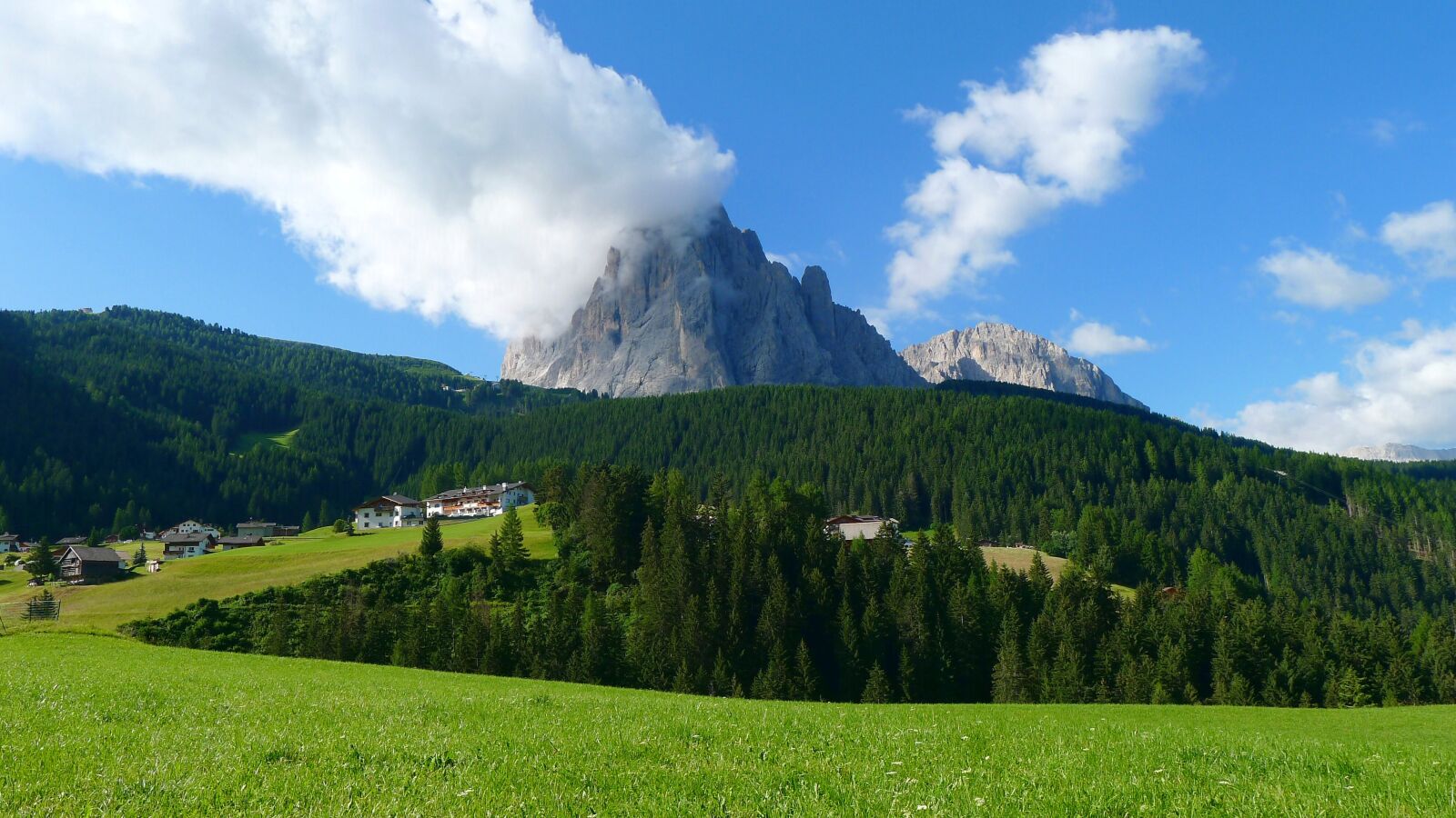 Panasonic Lumix DMC-LX5 sample photo. Mountains, landscape, nature photography