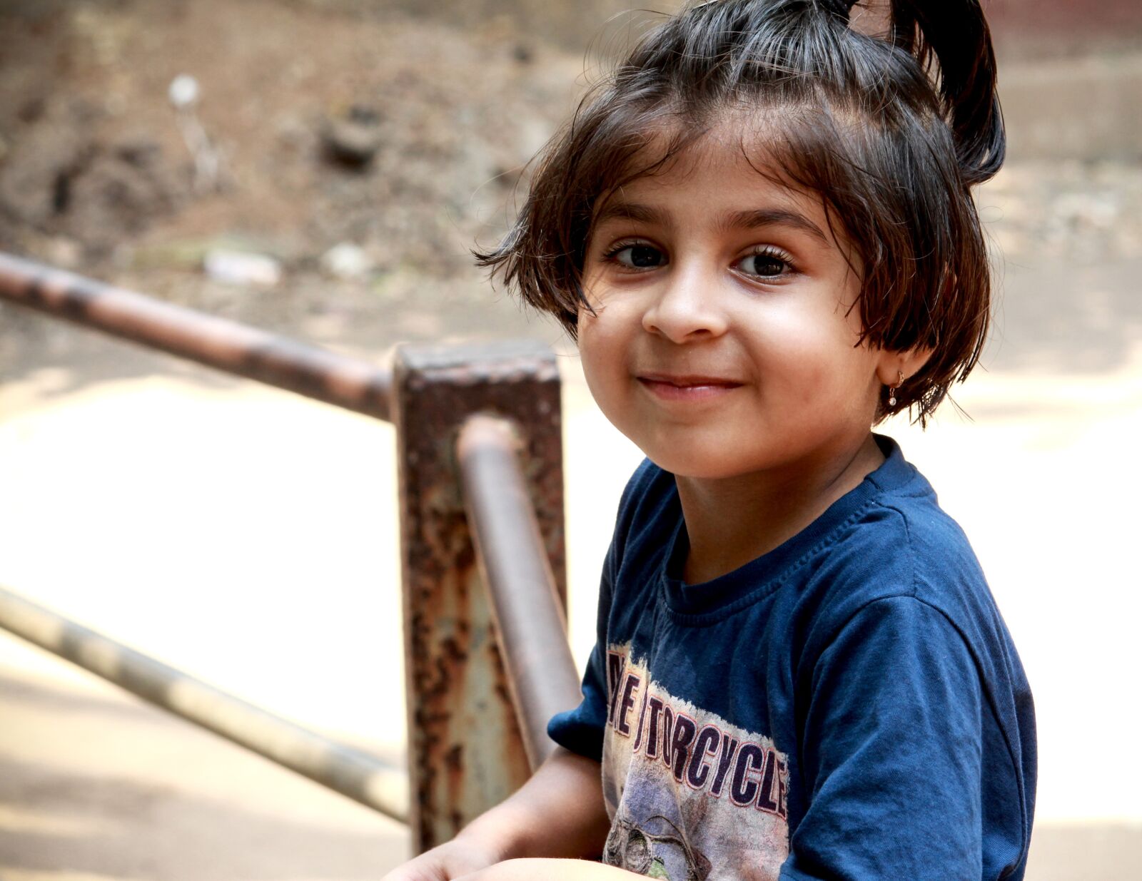 Canon EOS 700D (EOS Rebel T5i / EOS Kiss X7i) sample photo. Adorable, beautiful eyes, beautiful photography