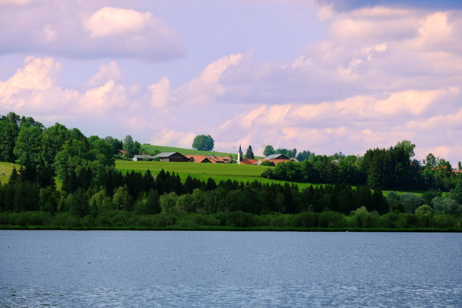 Fujifilm X-T2 + Fujifilm XF 55-200mm F3.5-4.8 R LM OIS sample photo. Lake, water, landscape photography