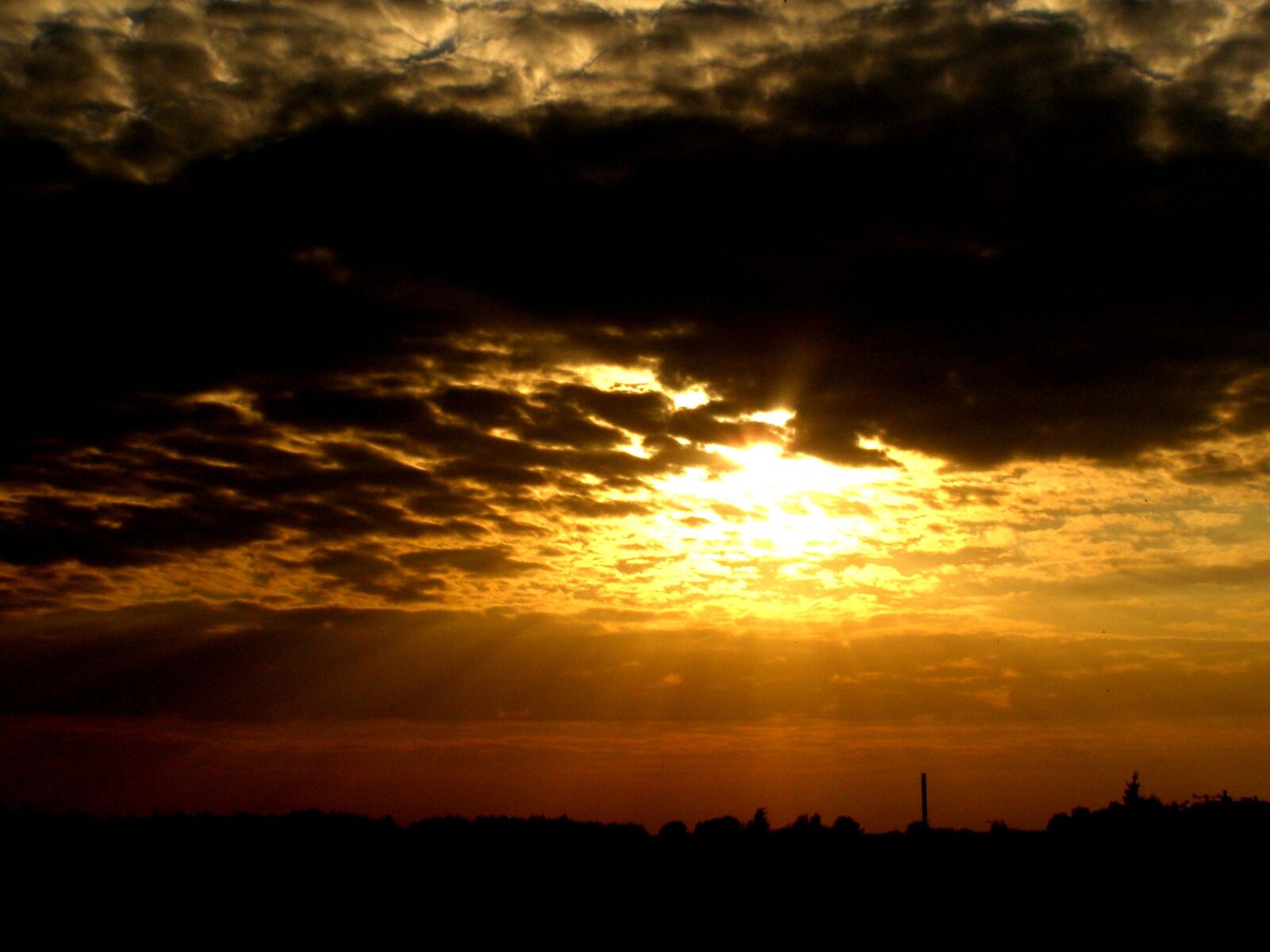 Olympus SP500UZ sample photo. Sky, dark sky, clouds photography