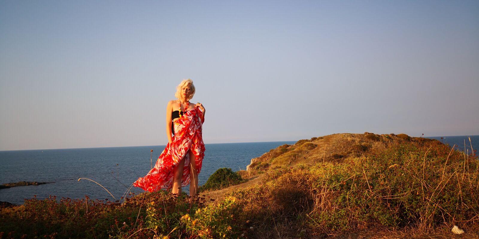 HUAWEI Mate 10 Pro sample photo. Women, fashion, nature photography