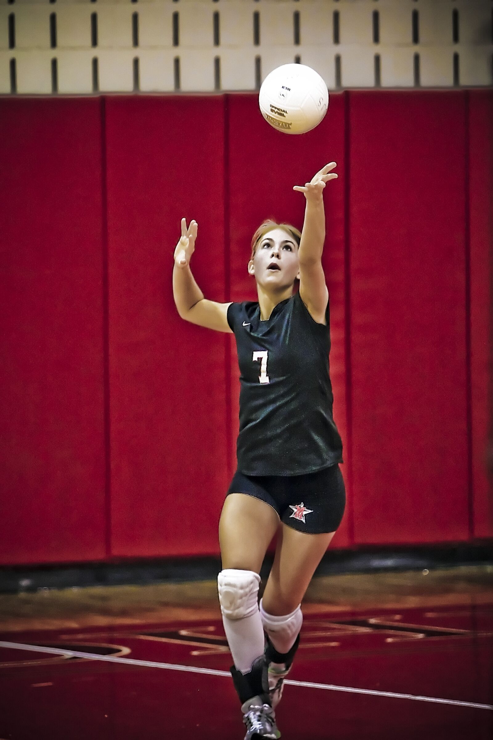Canon EOS 20D sample photo. Volleyball, serve, girl photography