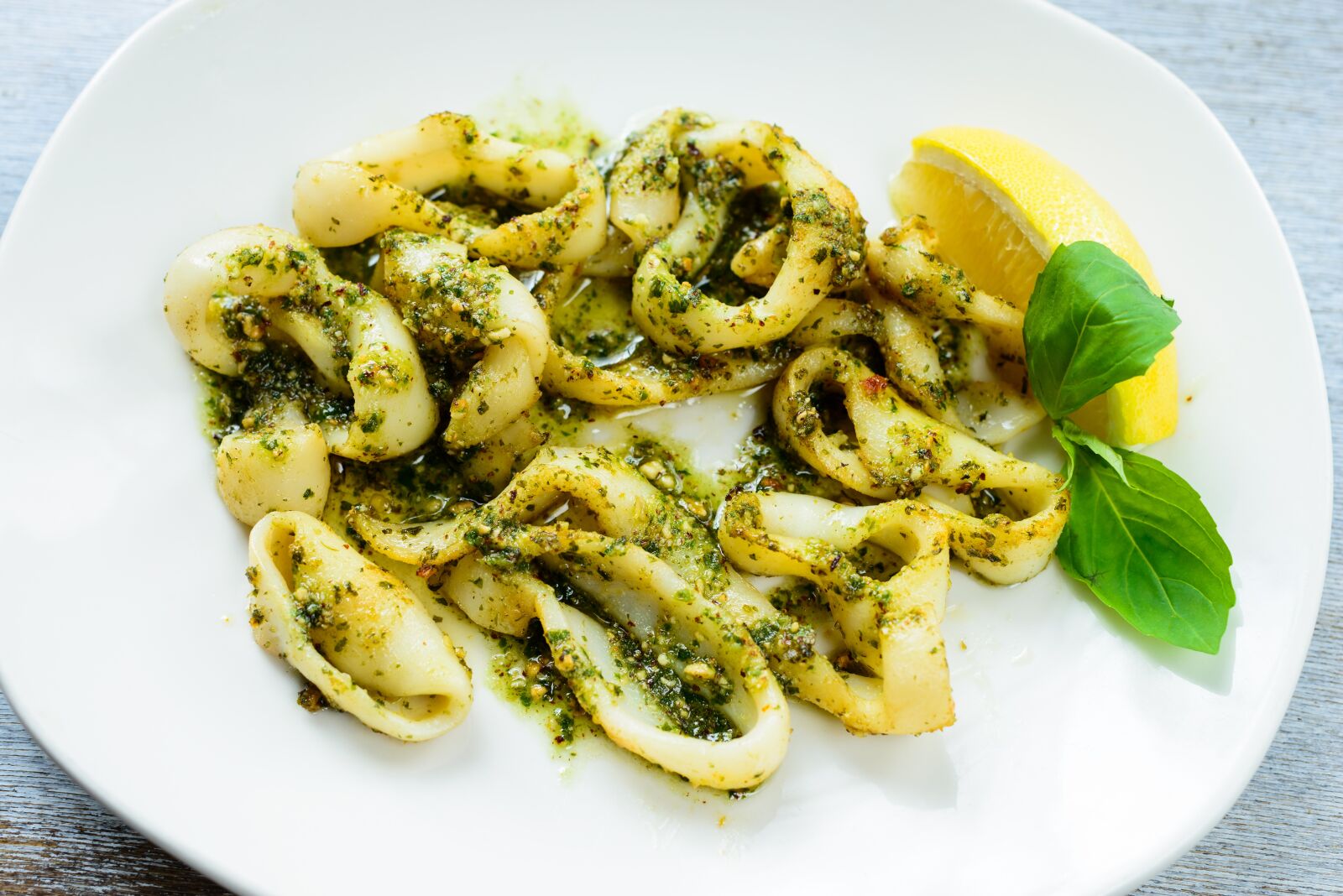 Nikon D800 sample photo. Squid, antipasti, lemon photography