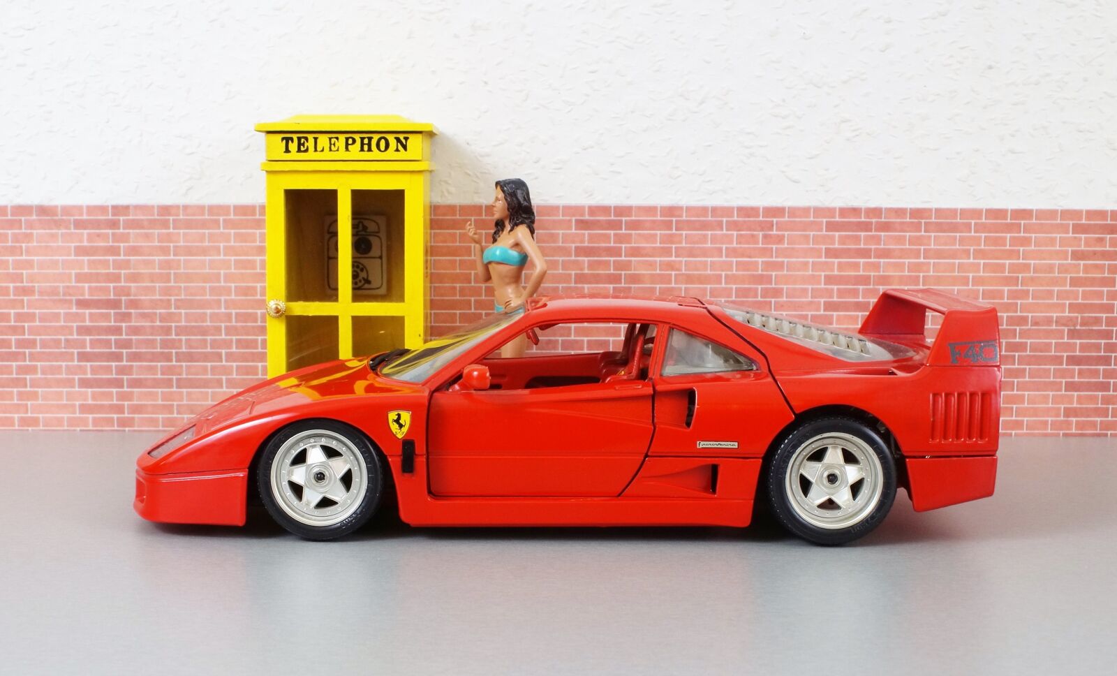 Sony DT 18-70mm F3.5-5.6 sample photo. Model car, ferrari, f40 photography
