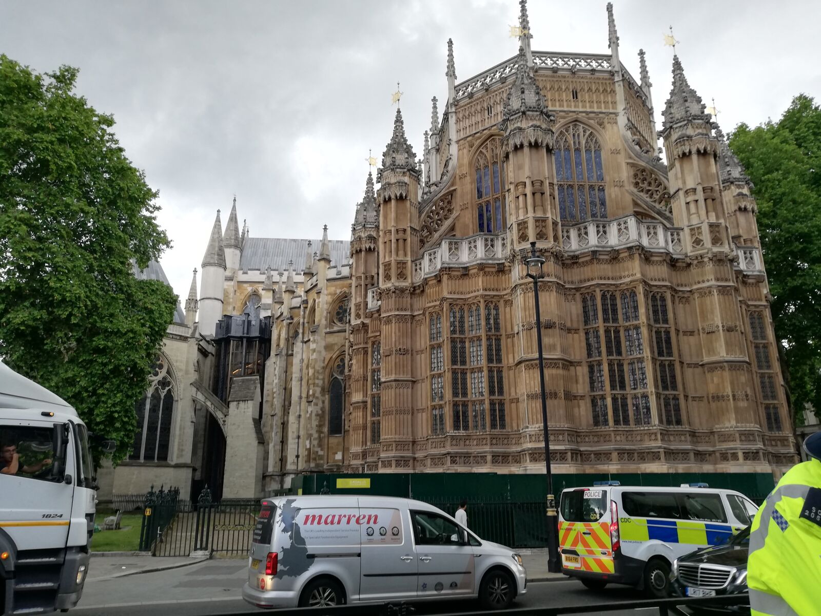 HUAWEI P20 lite sample photo. London, church, catholic photography