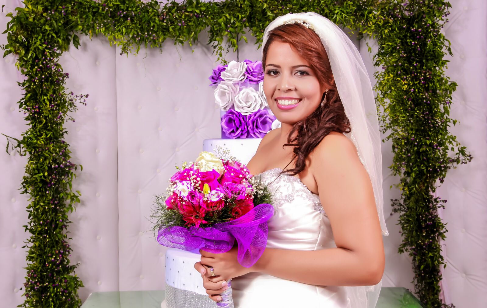 Canon EF-S 18-135mm F3.5-5.6 IS sample photo. Wedding, ceremony, bouquet photography
