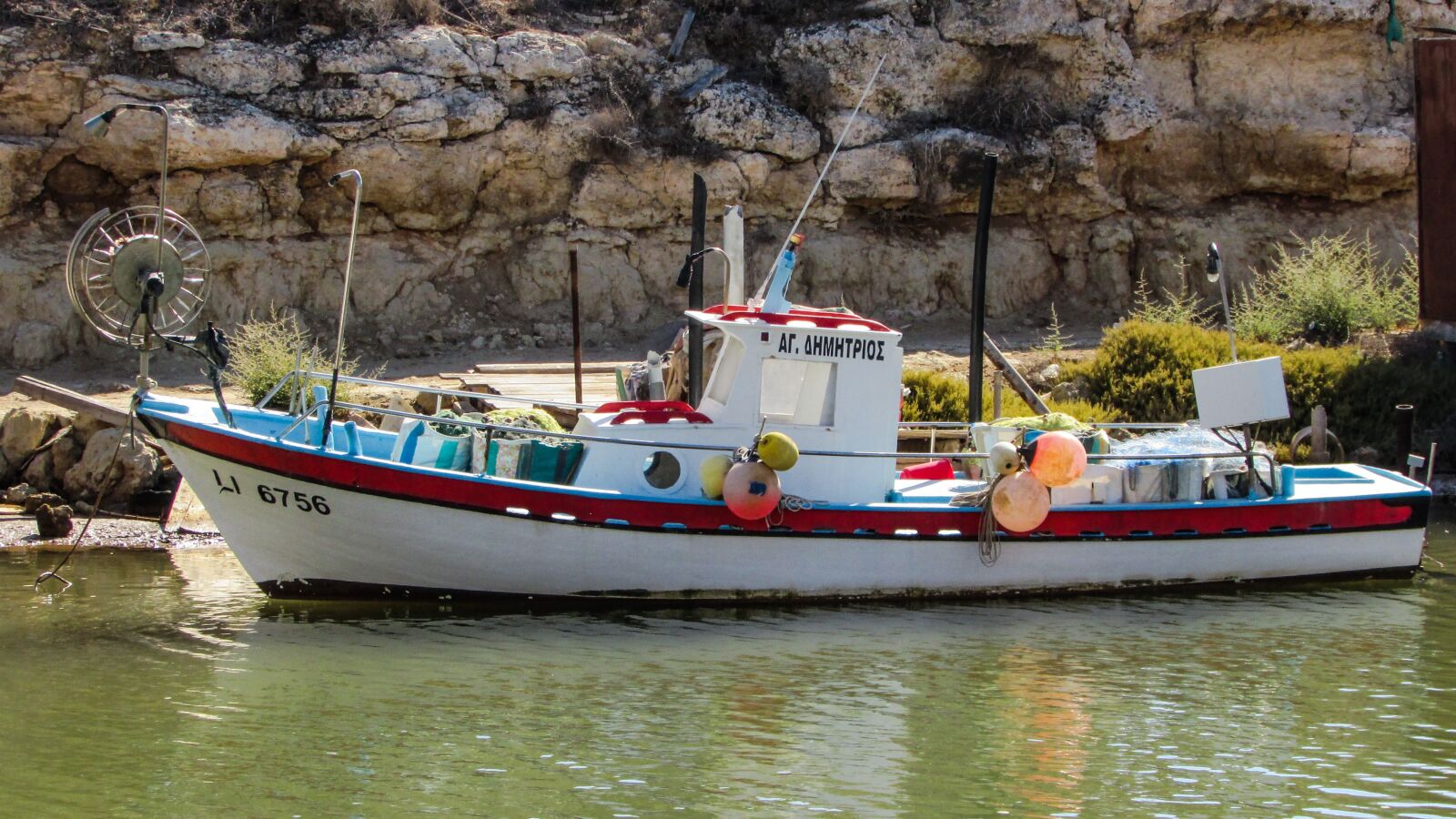 Canon PowerShot SX400 IS sample photo. Fishing boat, fishing shelter photography