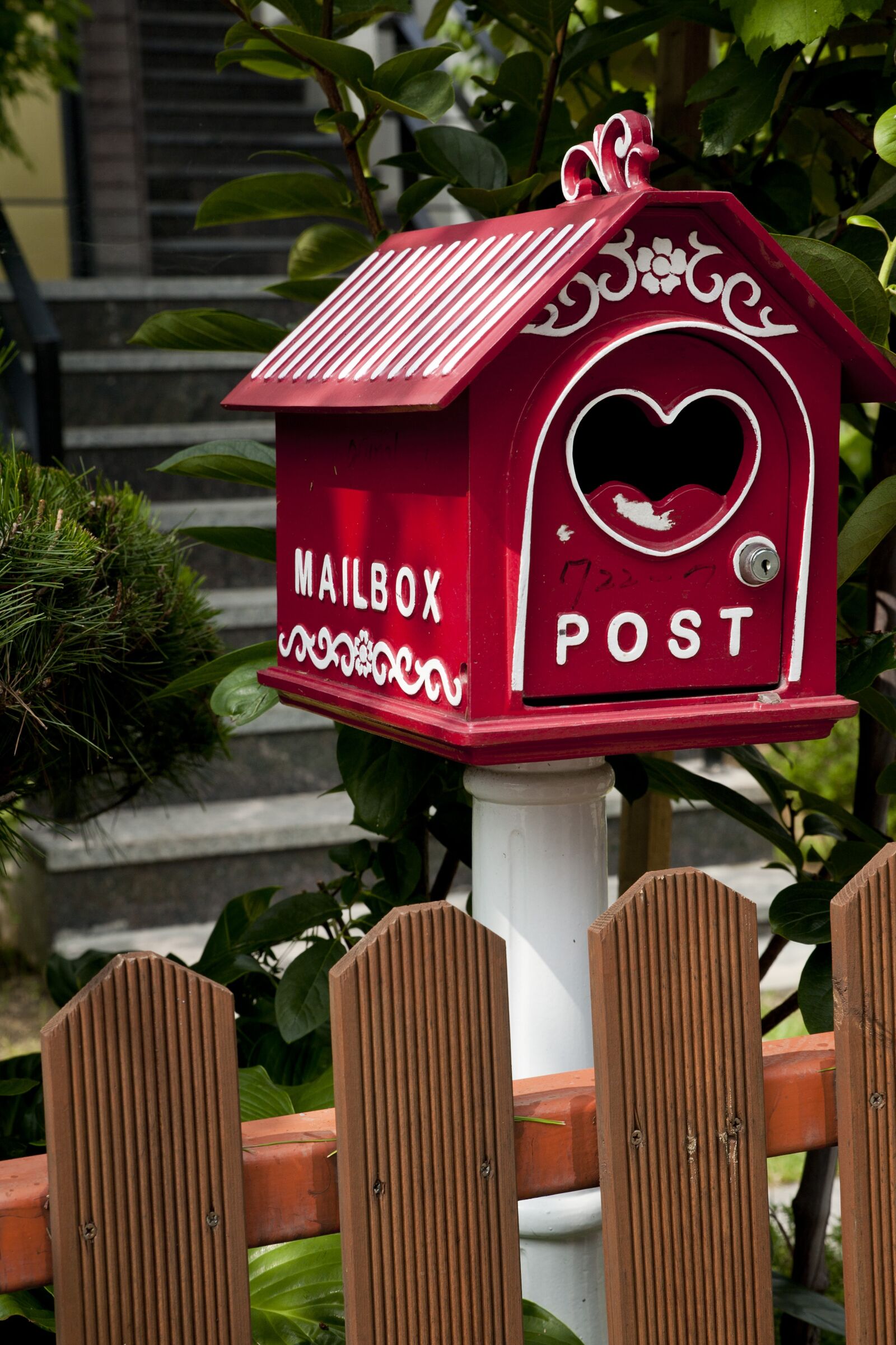 Canon EOS 5D sample photo. Mail box, tidings, home photography