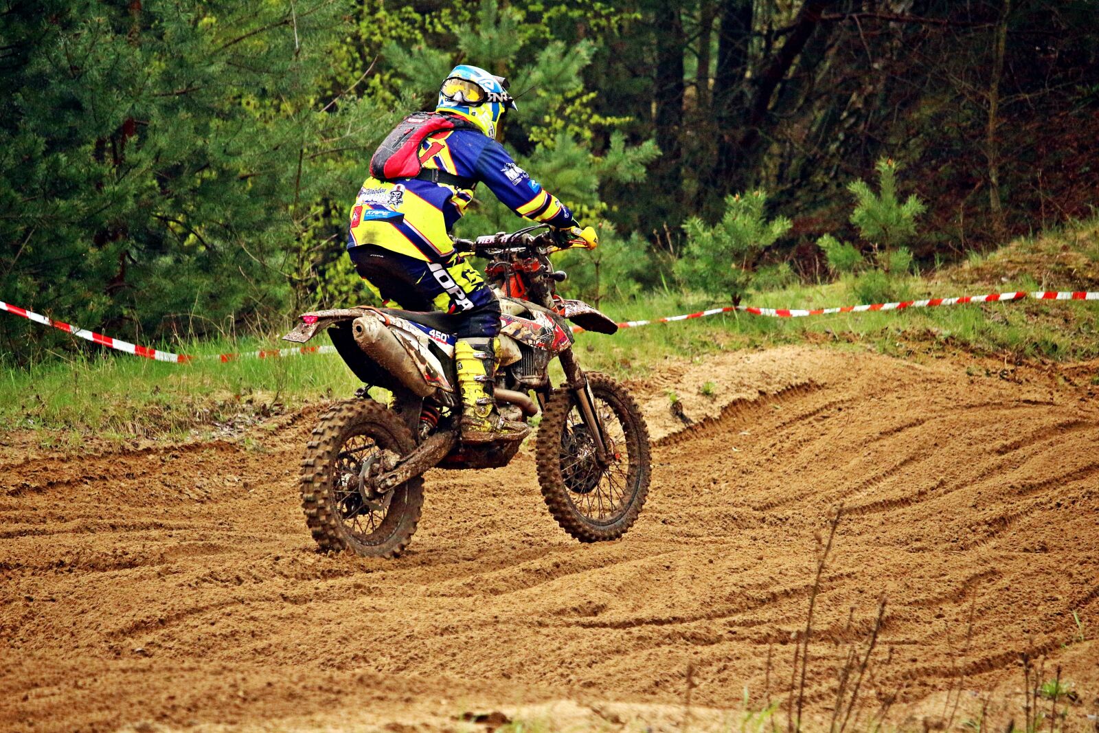 Canon EOS 100D (EOS Rebel SL1 / EOS Kiss X7) sample photo. Motorcycle, motocross, enduro photography