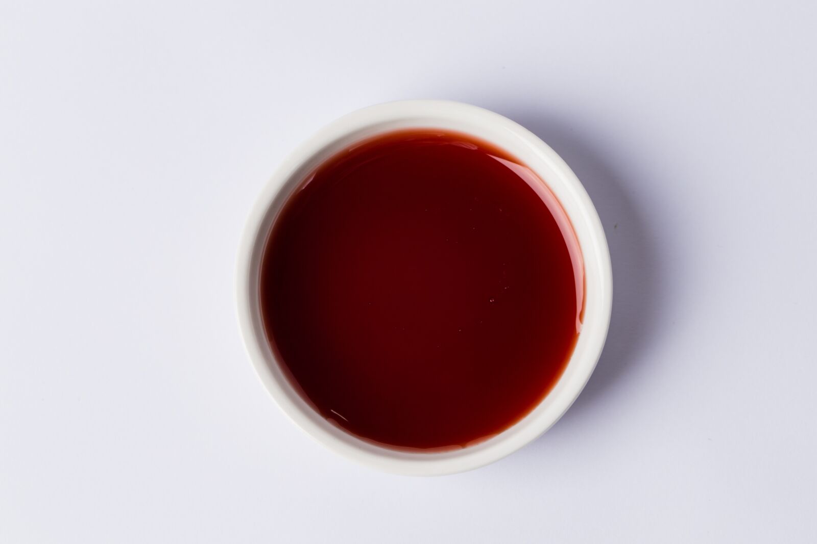 Canon EF 100mm F2.8L Macro IS USM sample photo. Strawberry syrup, syrup, drink photography