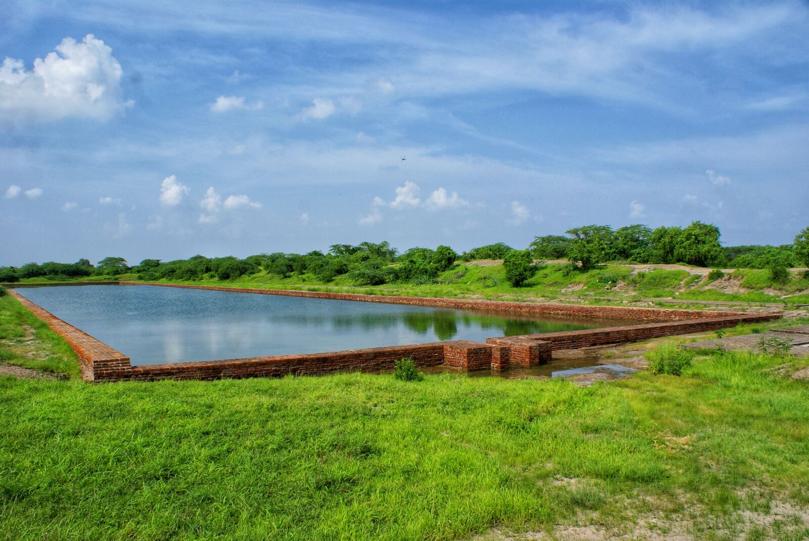 Sony Alpha DSLR-A100 sample photo. Ancient, lothal, place photography