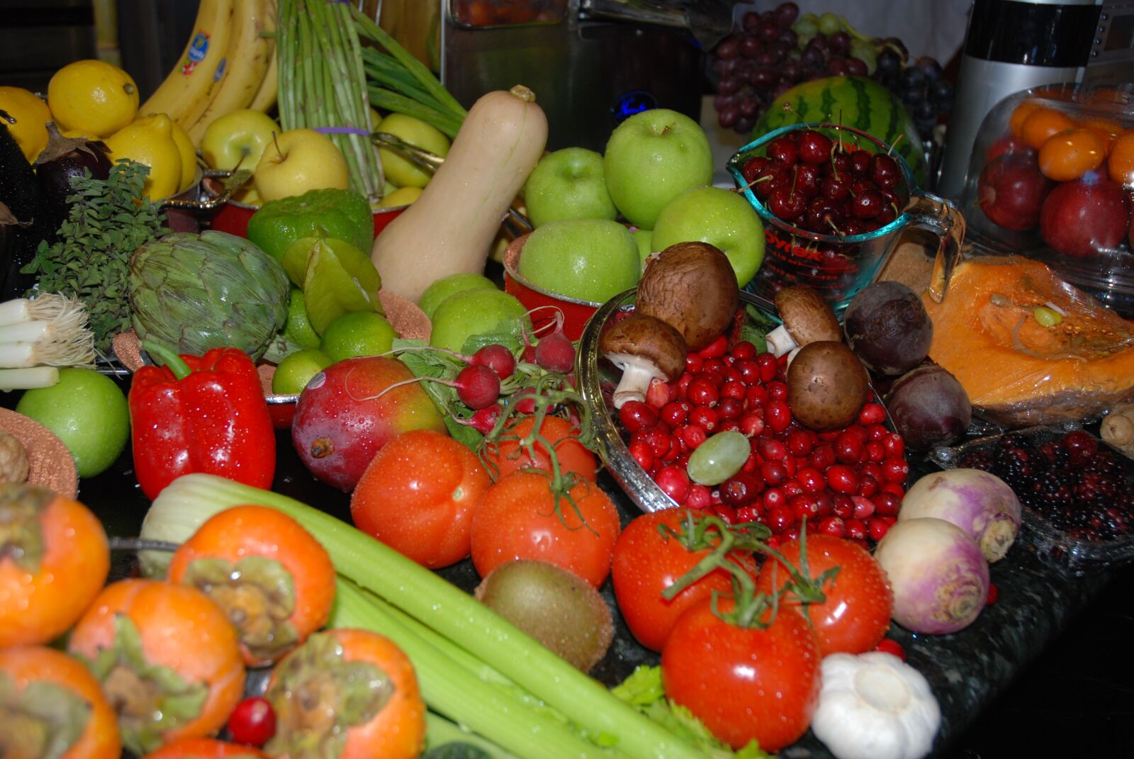 Nikon D80 sample photo. Food, vegetables, tomatoes photography