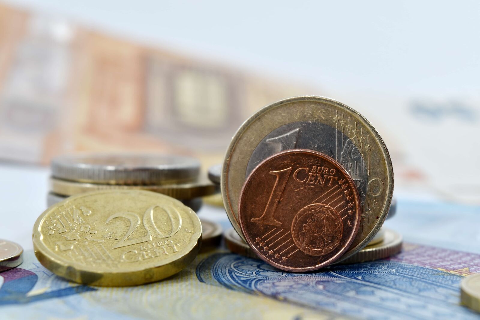 Nikon D5500 sample photo. Bank, cent, coin, interest photography