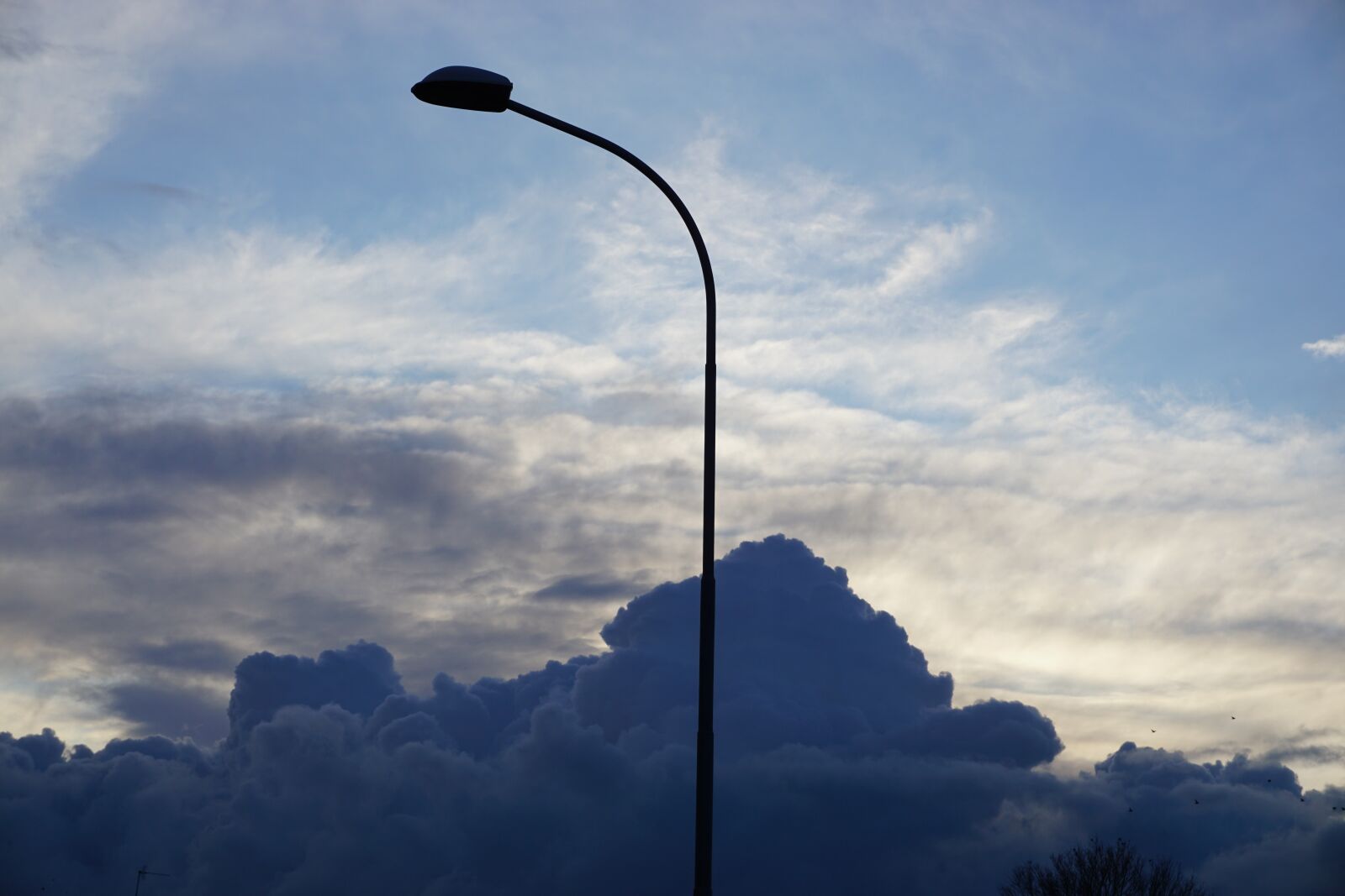 Sony E 16-50mm F3.5-5.6 PZ OSS sample photo. Sky, outdoors, nature photography