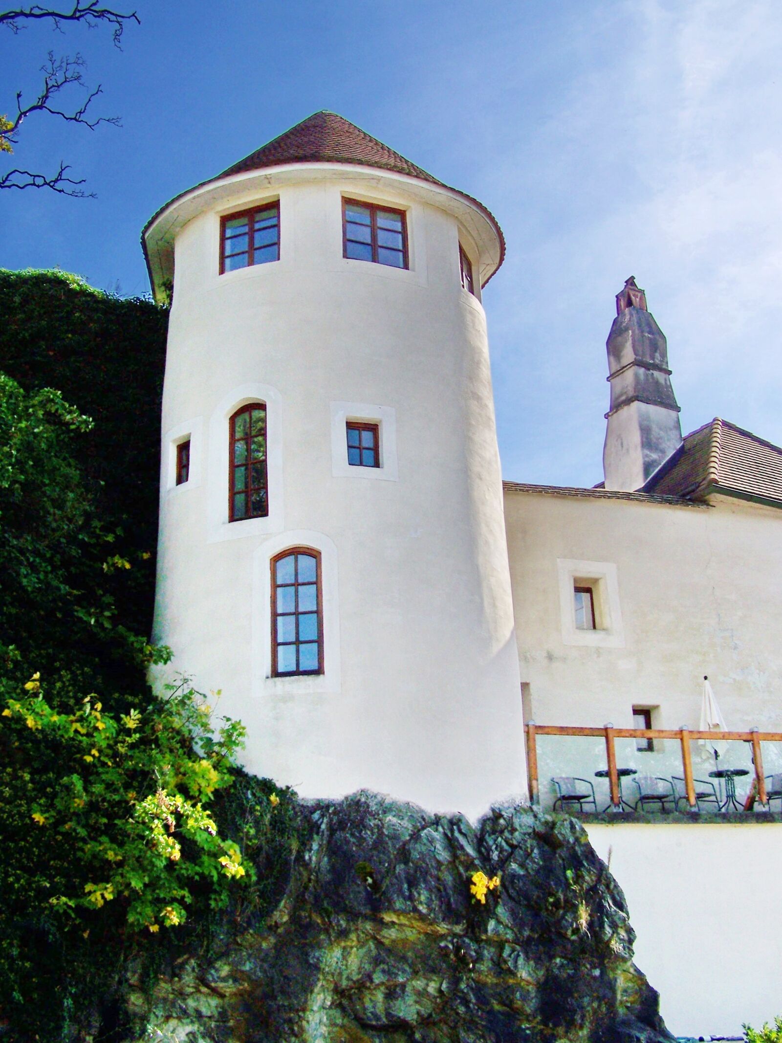 Kodak EASYSHARE ZD710 ZOOM DIGITAL CAMERA sample photo. Watchtower, round building, architecture photography