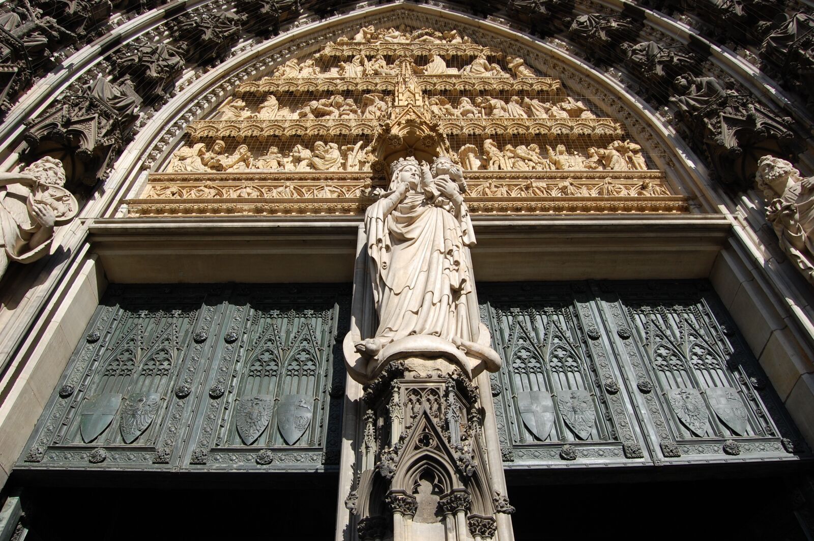 Nikon D40 sample photo. Cologne, church, cathedral photography