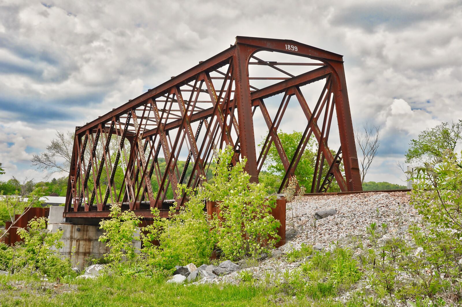 Nikon D90 sample photo. Train trestle, historic, iron photography