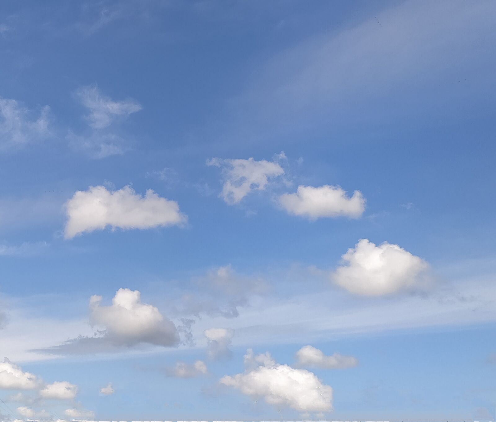 Xiaomi Redmi Note 8T sample photo. Sky, blue, clouds photography
