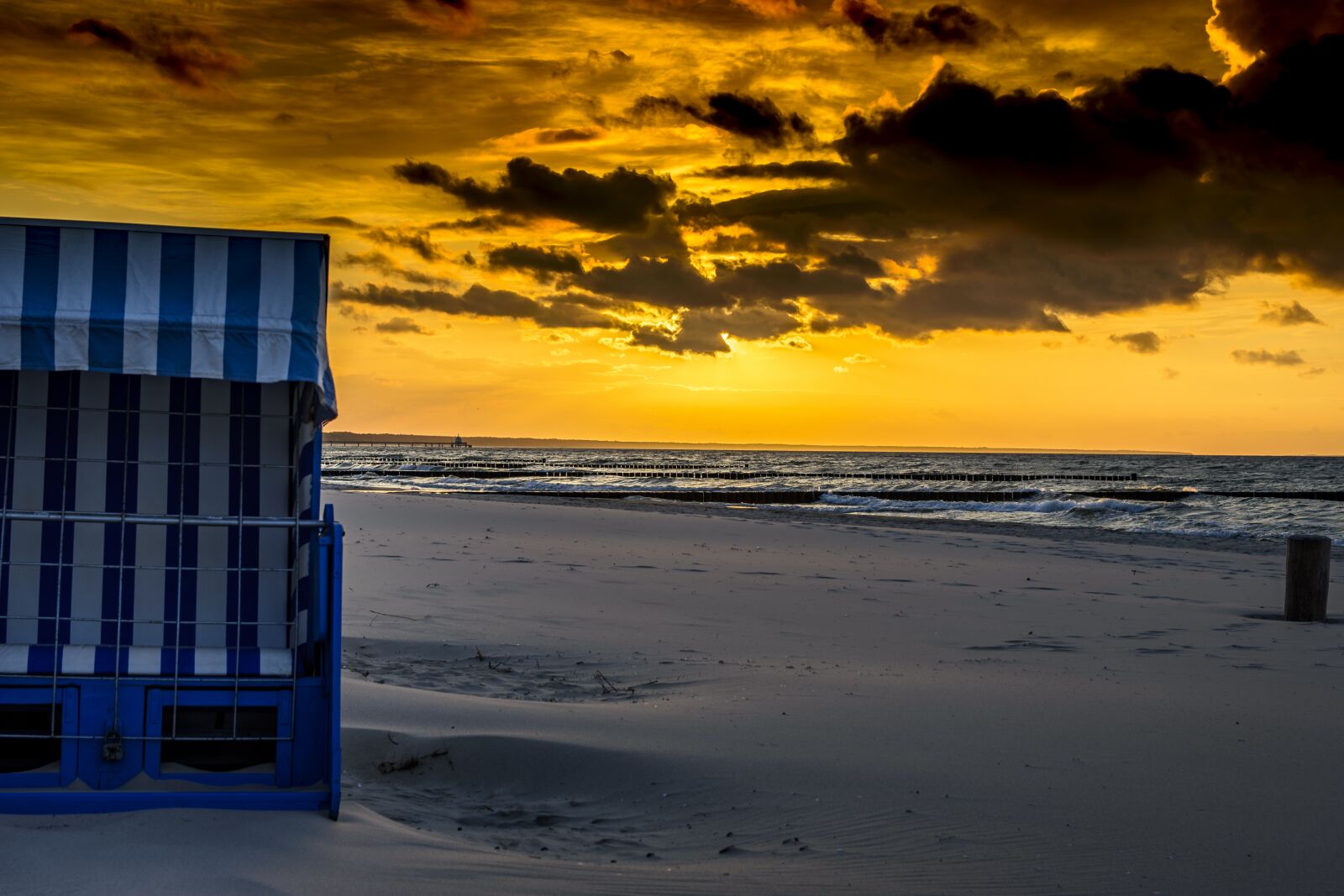 Nikon D7200 sample photo. Sunset, dusk, sea photography