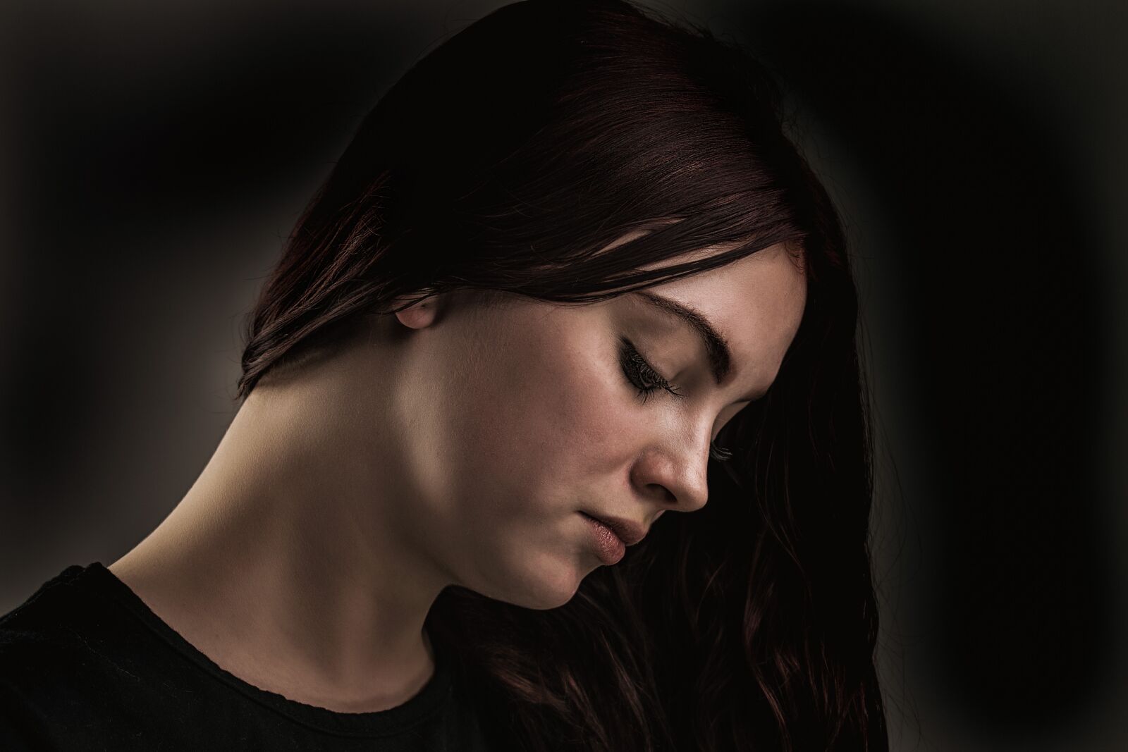 Nikon D5300 sample photo. Portrait, woman, side view photography