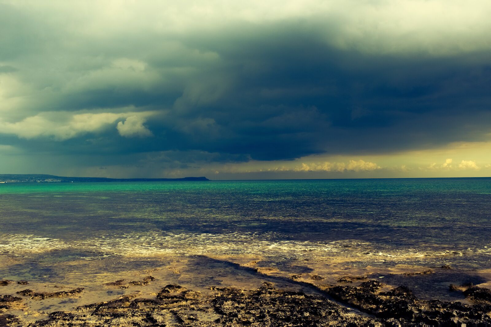 Nikon D3300 sample photo. Beach, sea, sky photography