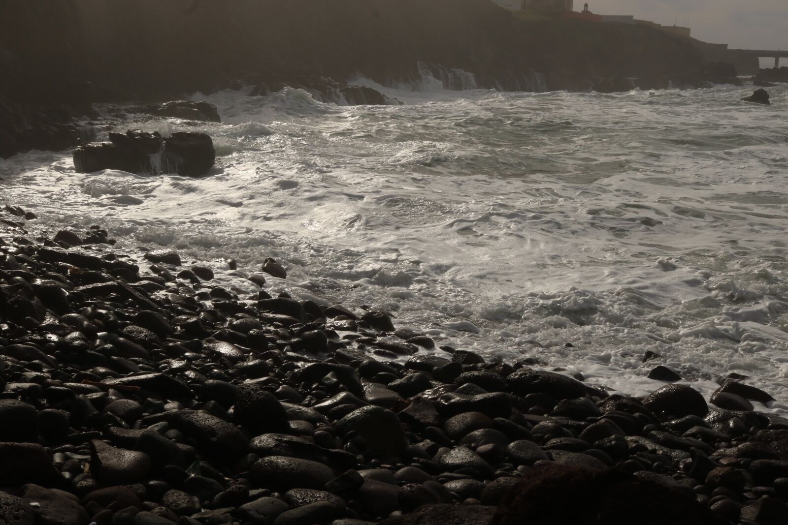 Canon EOS 750D (EOS Rebel T6i / EOS Kiss X8i) sample photo. Sea, cloudy, beach photography