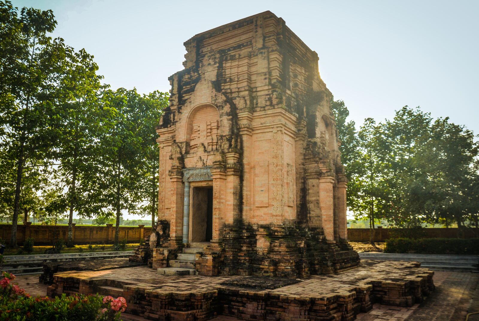 Nikon D5100 sample photo. Architecture, cultural, history photography