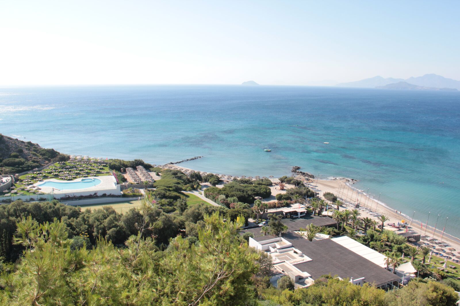 Canon EF-S 18-200mm F3.5-5.6 IS sample photo. Robinson, kos, daidalos photography